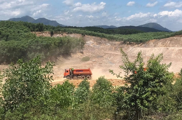 Một doanh nghiệp bị xử phạt vì chiếm gần 4.000m2 đất rừng sản xuất